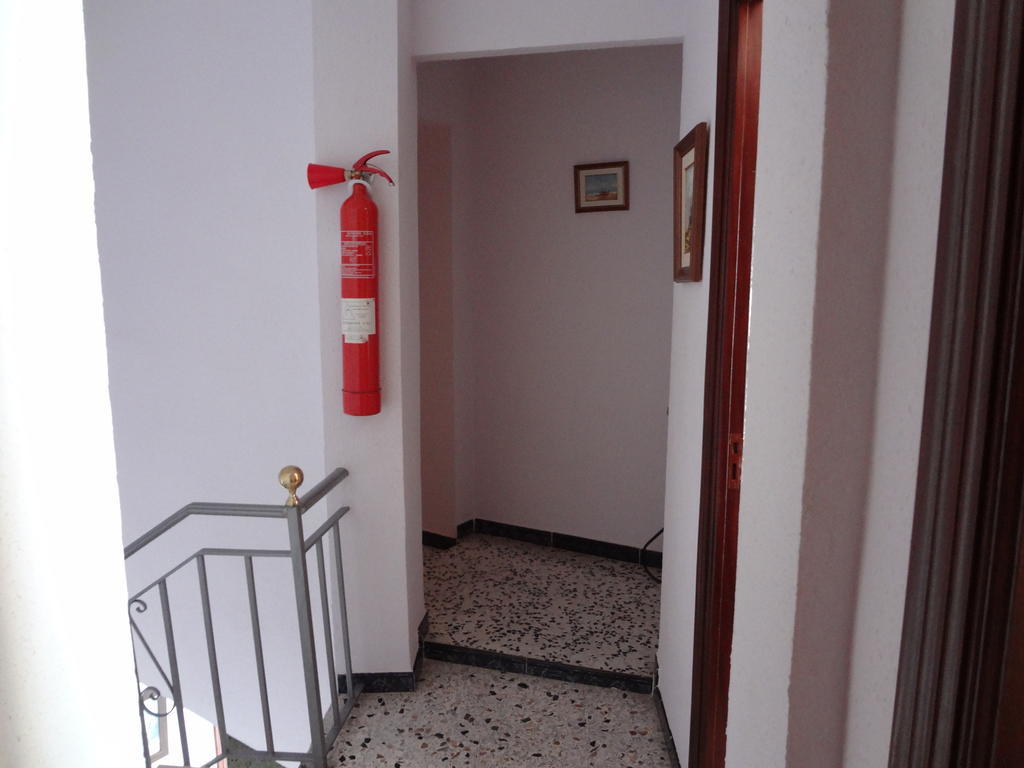 Hostal San Pedro Санлукар-ла-Майор Экстерьер фото