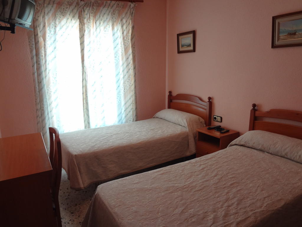 Hostal San Pedro Санлукар-ла-Майор Номер фото
