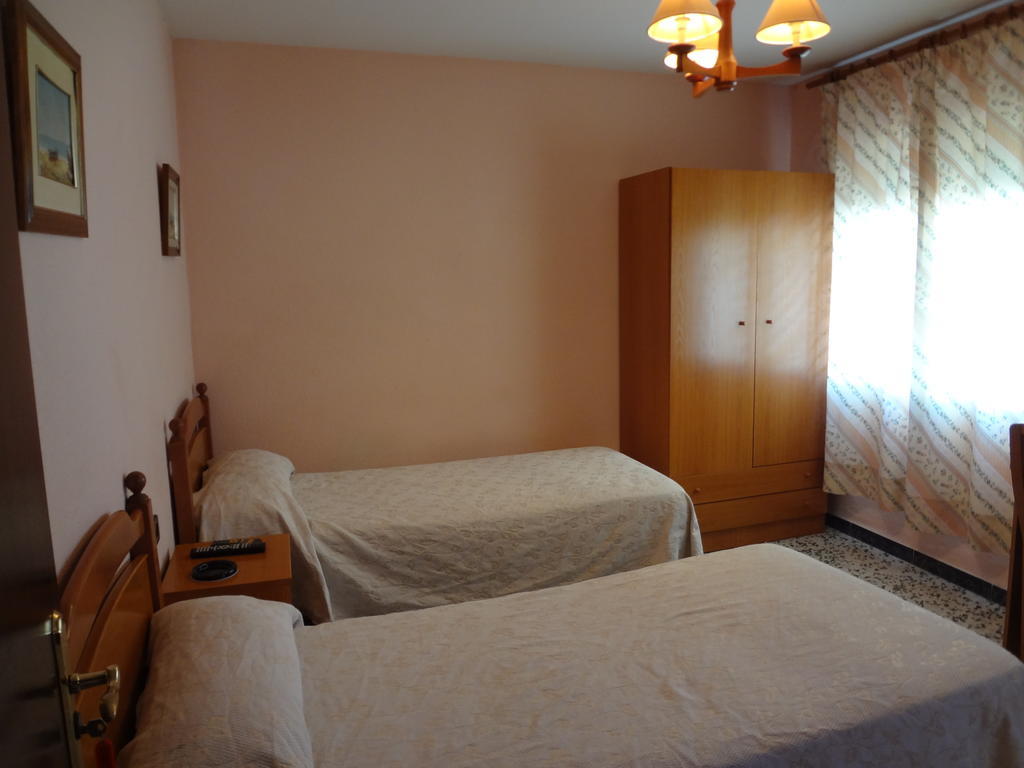 Hostal San Pedro Санлукар-ла-Майор Номер фото