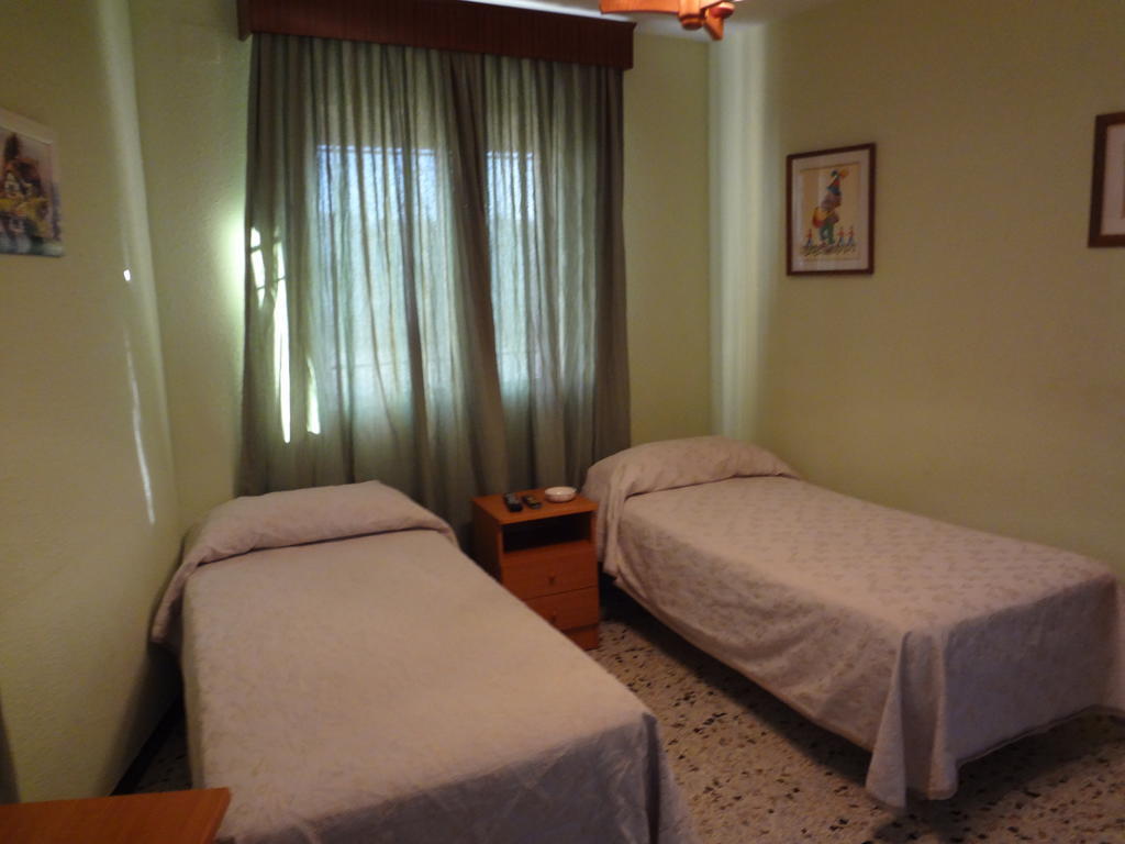 Hostal San Pedro Санлукар-ла-Майор Номер фото